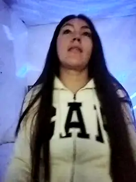 katha steele  online show from 01.04.25