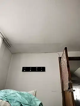 katha steele  online show from 02.14.25