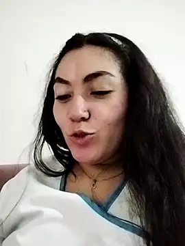 katha steele  online show from 09.11.25