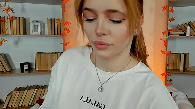 Phoenix Margo online show from 10.06.25