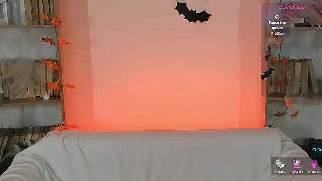 Phoenix Margo online show from 10.26.25