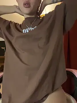 Snapshot of LittleBabyCat22 chatting on 02.17.26 LittleBabyCat22 online show from 02.17.26