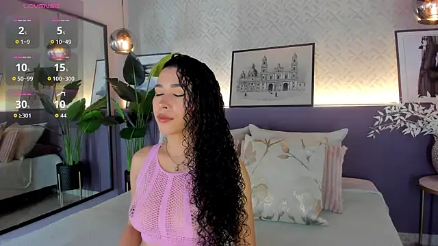 susan cute198 online show from 12.04.25