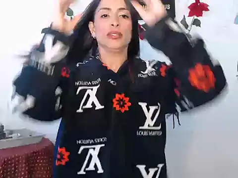 Liamiler01  online show from 12.11.24