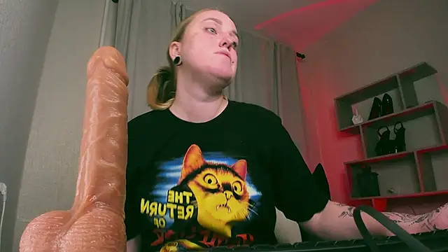 Frau  Lilith online show from 01.22.25