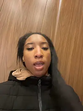 Iceblanca online show from 02.15.25