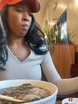 Iceblanca online show from 10.05.25