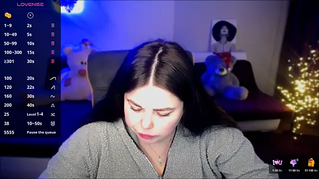 Emily Mo online show from 01.13.25