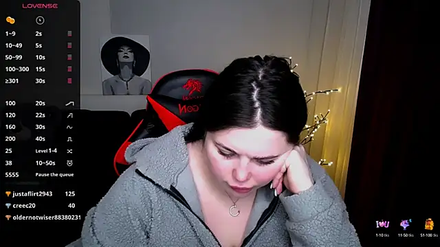 Emily Mo online show from 02.15.25