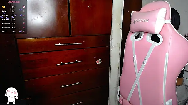 eva six online show from 12.09.24