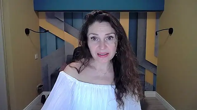 EllaLong online show from 12.21.24