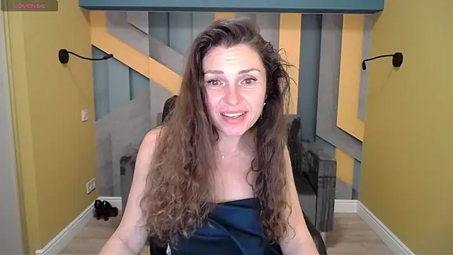 EllaLong online show from 12.24.24