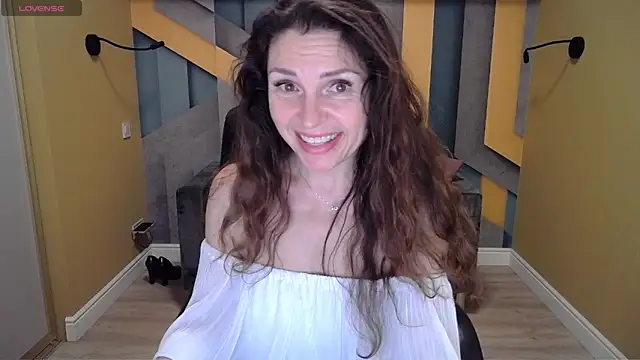 EllaLong online show from 12.30.24