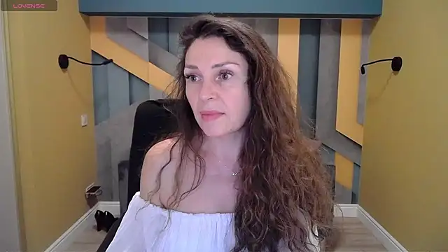 EllaLong online show from 12.31.24