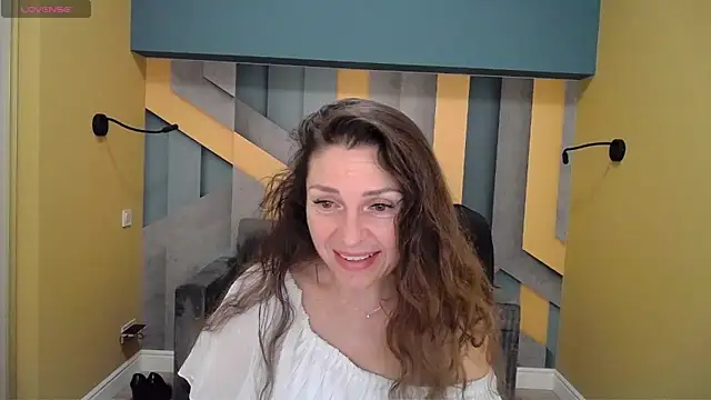 EllaLong online show from 01.02.25