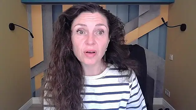 EllaLong online show from 10.15.25