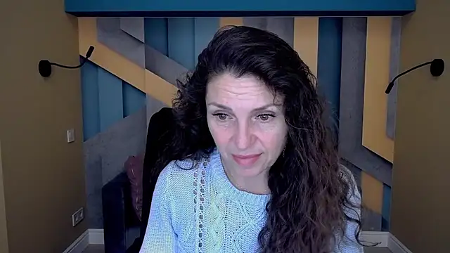 EllaLong online show from 10.25.25