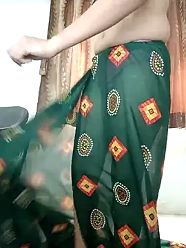 Snapshot of _surbhi_ chatting on 10.09.25 surbhi online show from 10.09.25