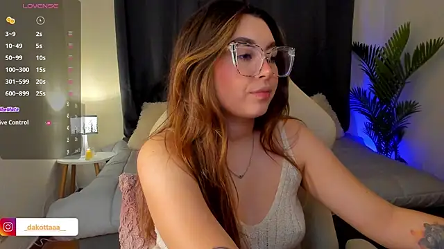 dakottaa  online show from 10.29.25