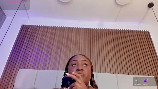 Snapshot of Saravy_Blandon chatting on 03.24.26 Saravy Blandon online show from 03.24.26