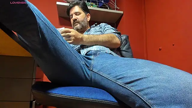 Maxi TheBigDaddy online show from 03.10.25