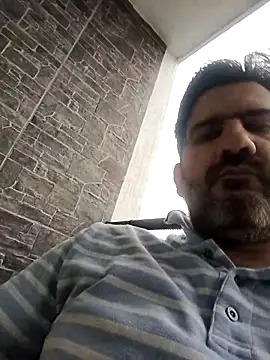 Maxi TheBigDaddy online show from 11.21.25