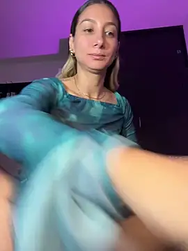 DanikRosse online show from 12.23.25