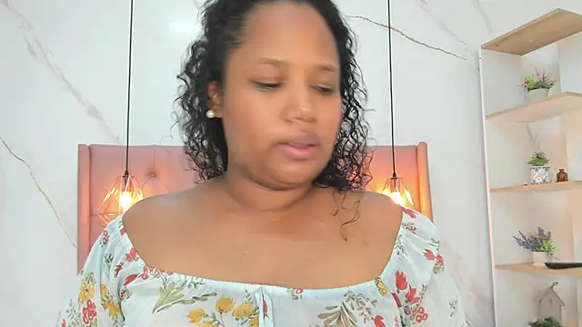 Belle Brunette online show from 11.21.25