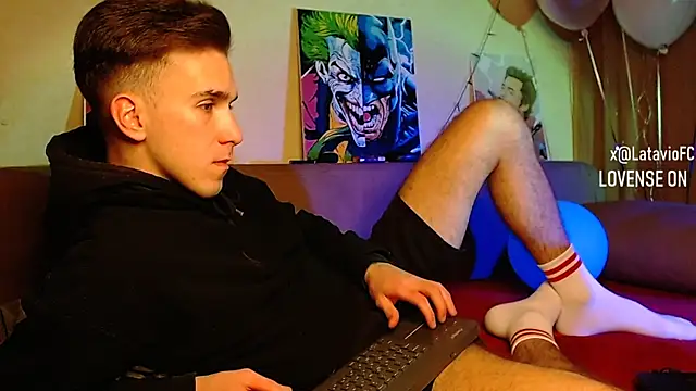 Midnighter  online show from 12.07.24