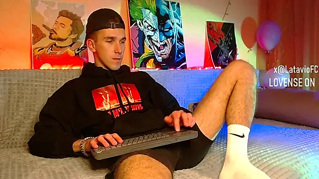 Midnighter  online show from 01.14.25