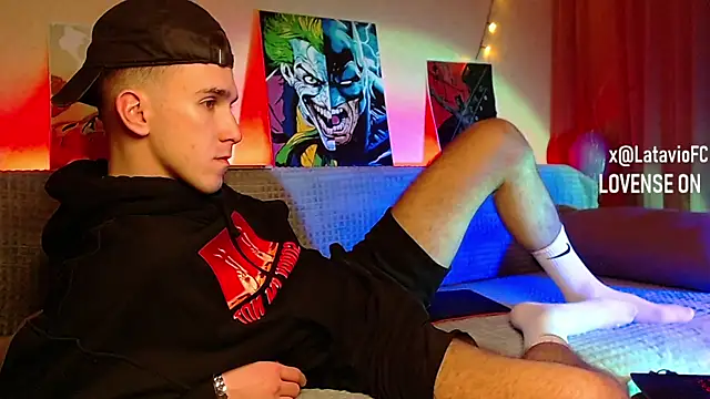 Midnighter  online show from 01.28.25