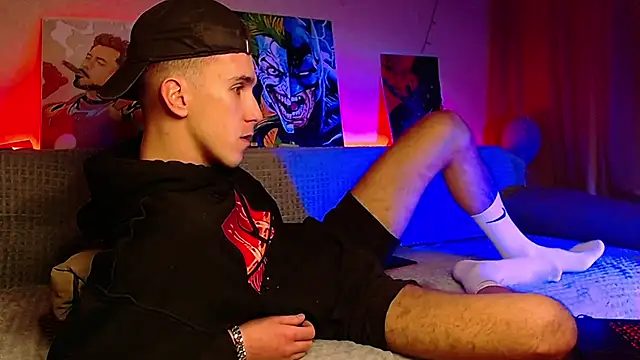 Midnighter  online show from 01.30.25