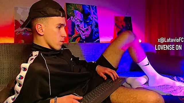 Midnighter  online show from 01.31.25