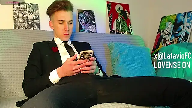 Midnighter  online show from 03.15.26