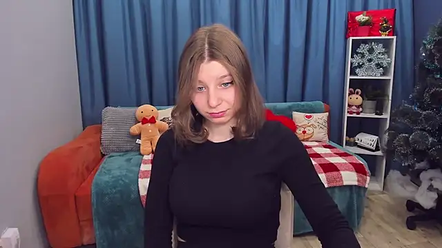 Snapshot of RinaMoore chatting on 01.04.25 RinaMoore online show from 01.04.25