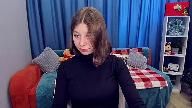 Snapshot of RinaMoore chatting on 01.21.25 RinaMoore online show from 01.21.25