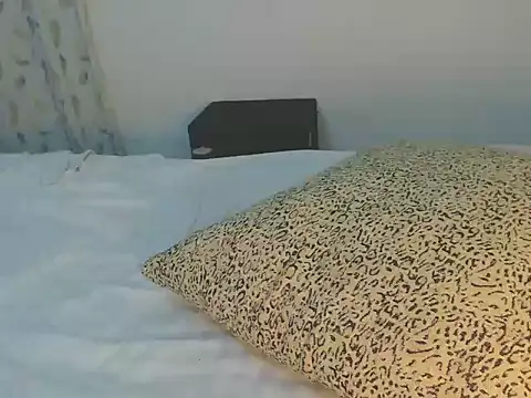 Snapshot of wetmypants chatting on 10.04.25 wetmypants online show from 10.04.25