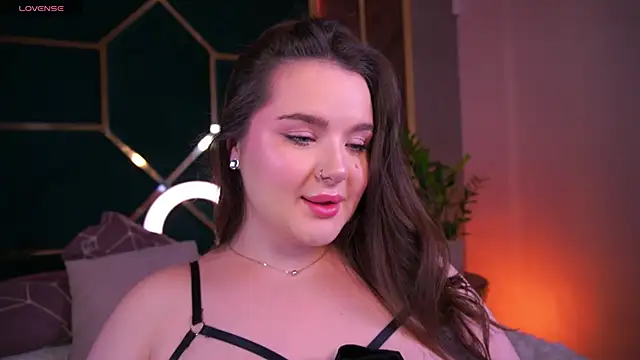 Snapshot of CuteAmberr chatting on 01.22.25 CuteAmberr online show from 01.22.25