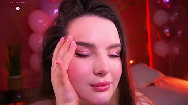 Snapshot of CuteAmberr chatting on 02.16.25 CuteAmberr online show from 02.16.25