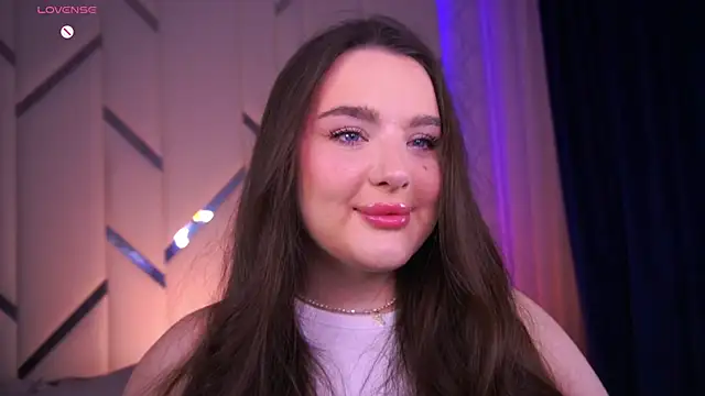 Snapshot of CuteAmberr chatting on 02.23.25 CuteAmberr online show from 02.23.25