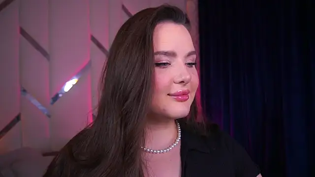 Snapshot of CuteAmberr chatting on 03.10.25 CuteAmberr online show from 03.10.25