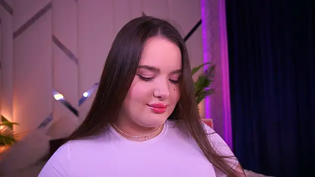 Snapshot of CuteAmberr chatting on 09.10.25 CuteAmberr online show from 09.10.25