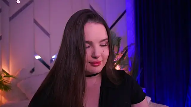 Snapshot of CuteAmberr chatting on 09.15.25 CuteAmberr online show from 09.15.25