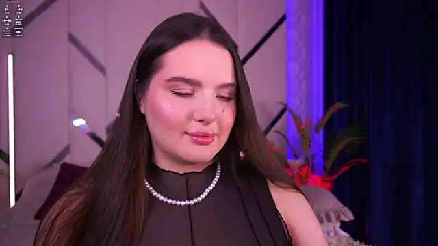 Snapshot of CuteAmberr chatting on 12.05.25 CuteAmberr online show from 12.05.25