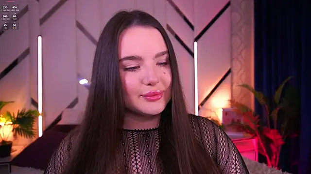 Snapshot of CuteAmberr chatting on 12.23.25 CuteAmberr online show from 12.23.25