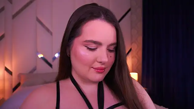 CuteAmberr online show from 04.18.26