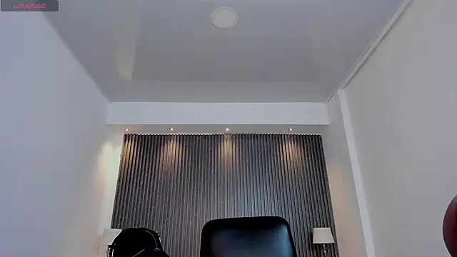 charlottewhitte online show from 03.24.26