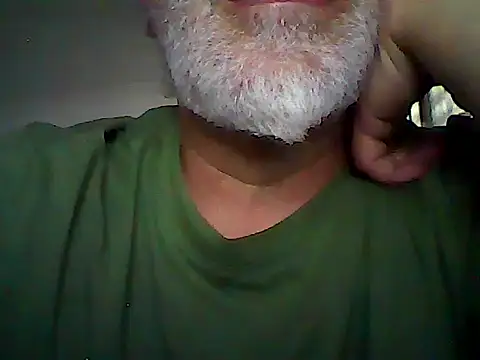 Snapshot of xcimeru chatting on 07.13.26 xcimeru online show from 07.13.26