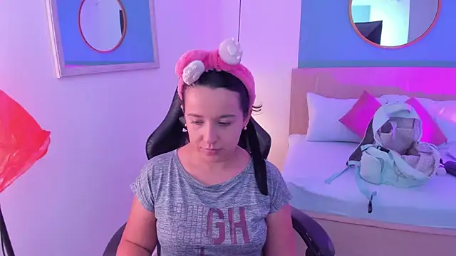 izaro22 online show from 09.10.25