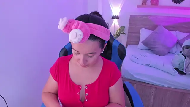 izaro22 online show from 09.24.25